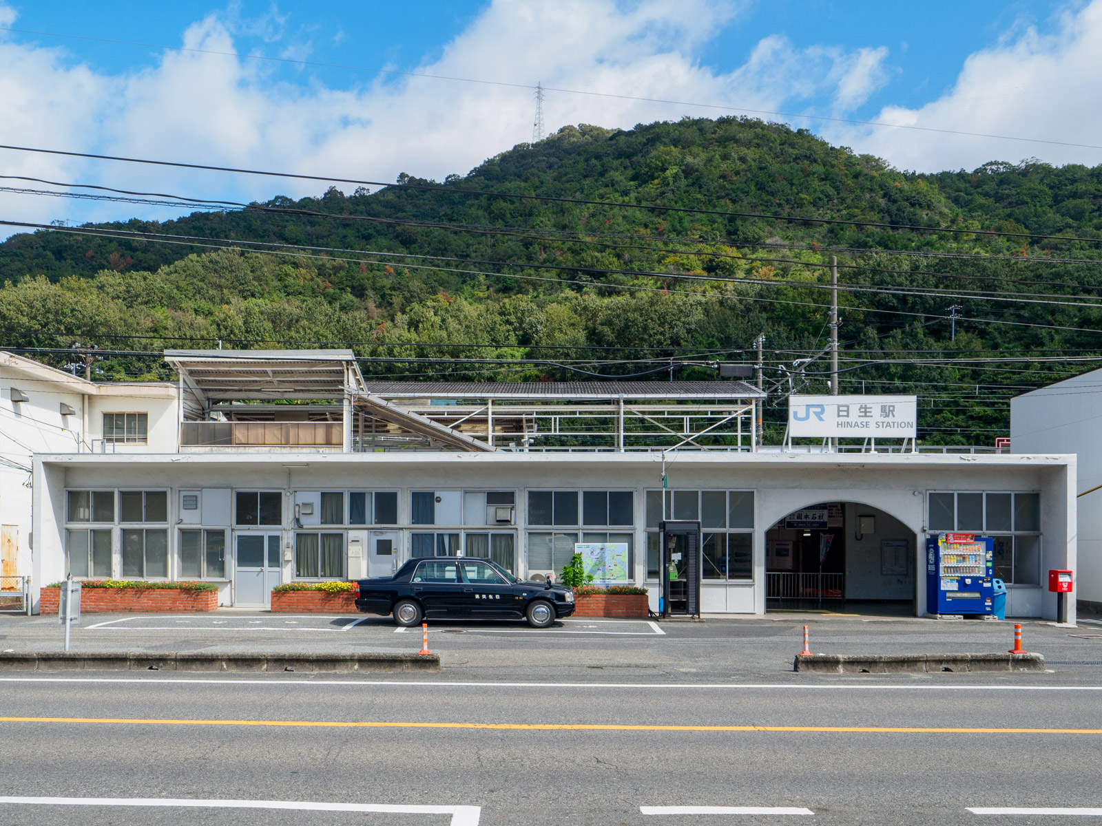 日生駅の駅舎（2023年9月）