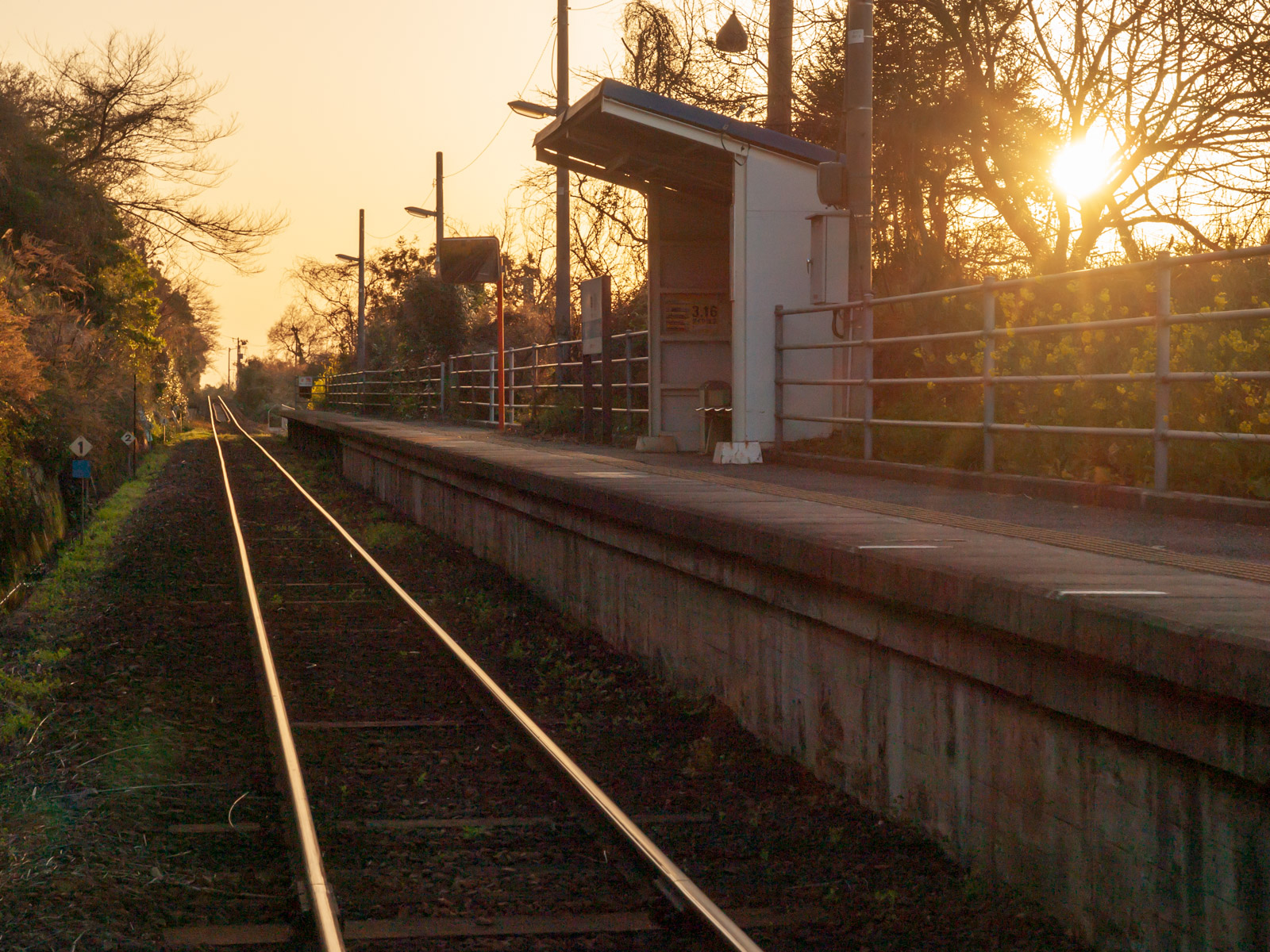 串駅のホーム(2013年3月)