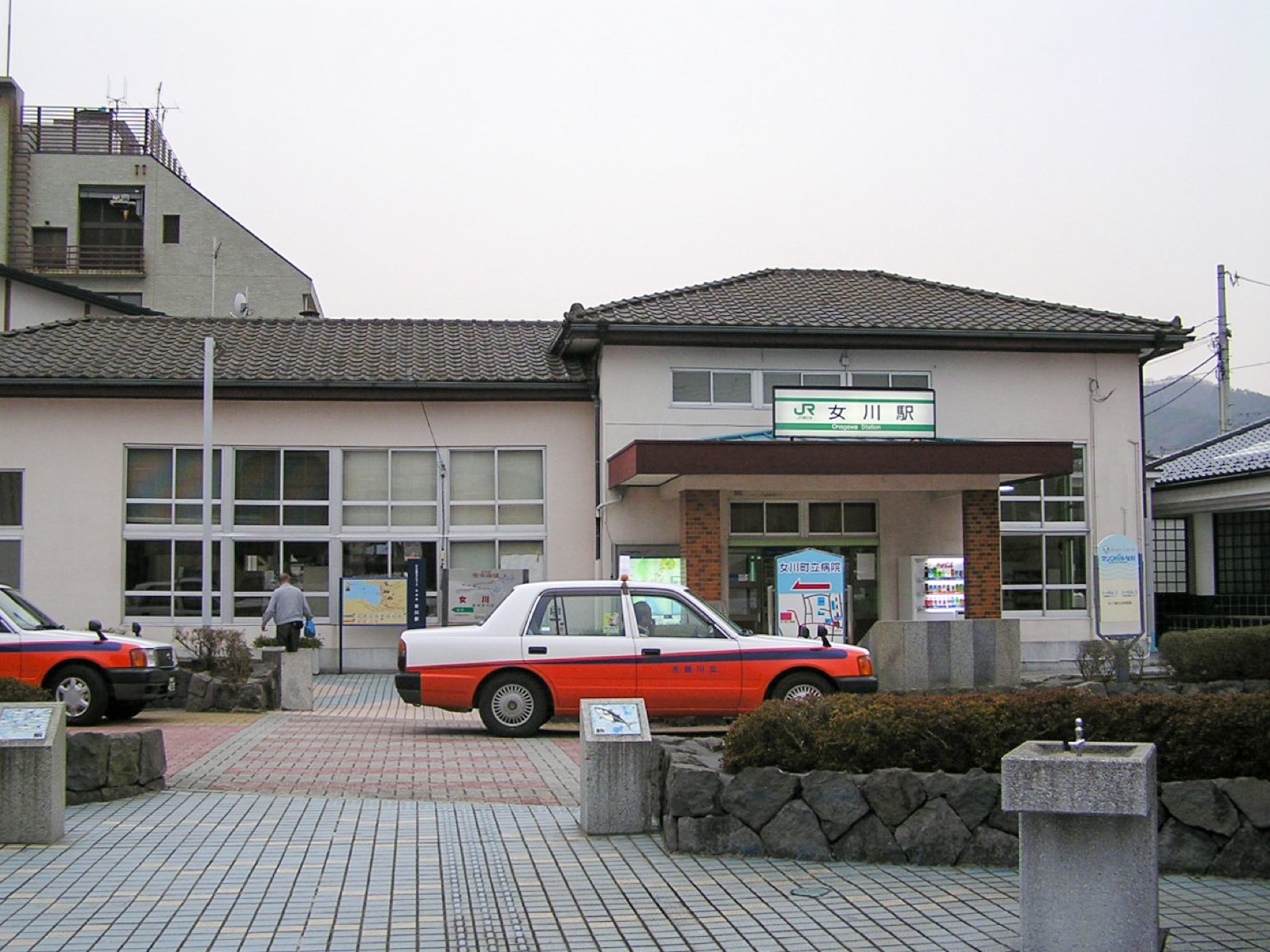 震災前の女川駅の駅舎（2007年3月）
