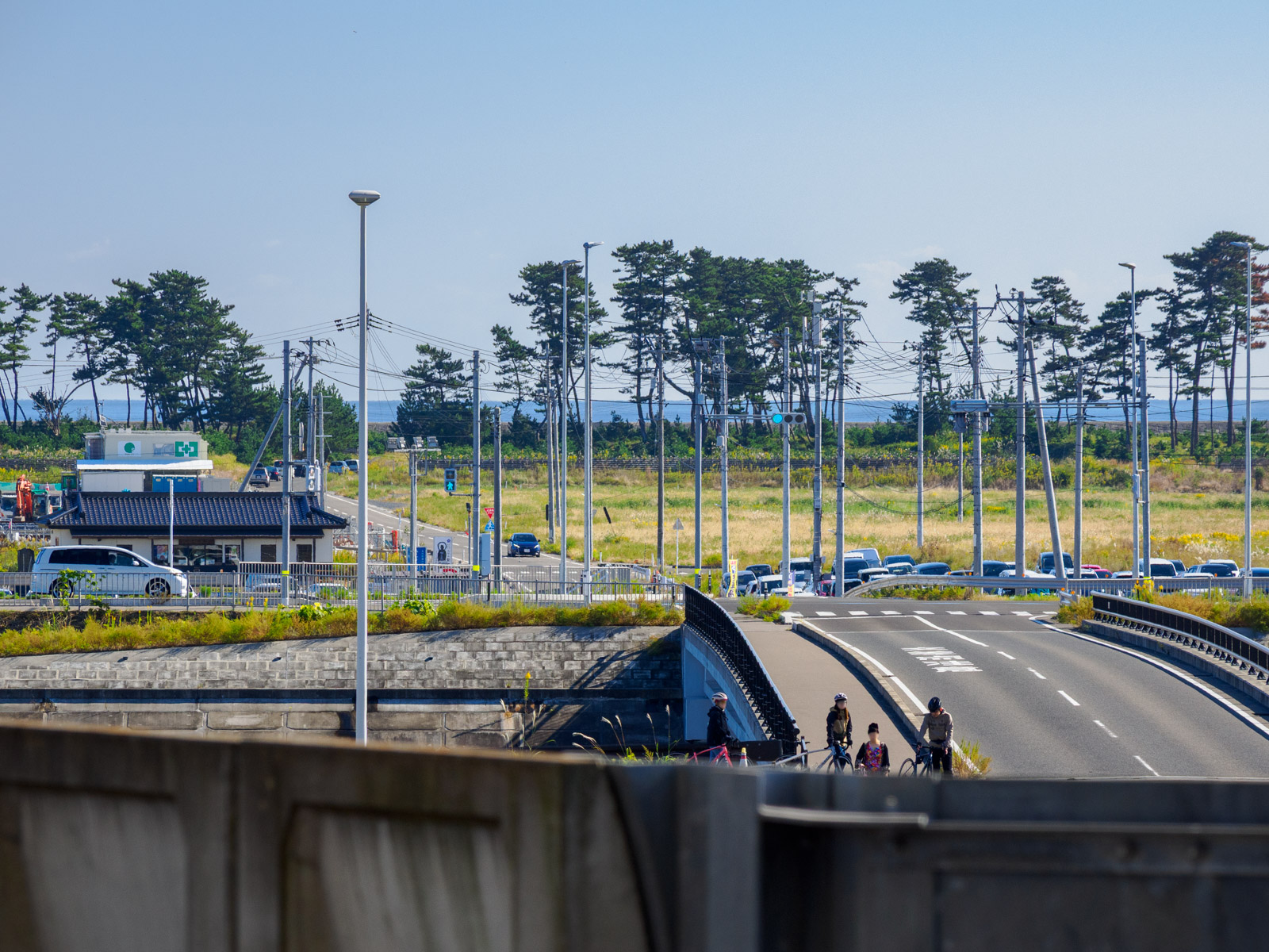 仙台空港駅のホームから見た太平洋(2024年11月)